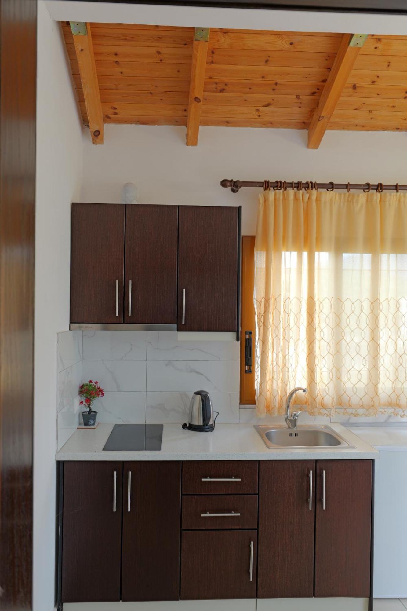 Brahimi Guest House クサミル エクステリア 写真