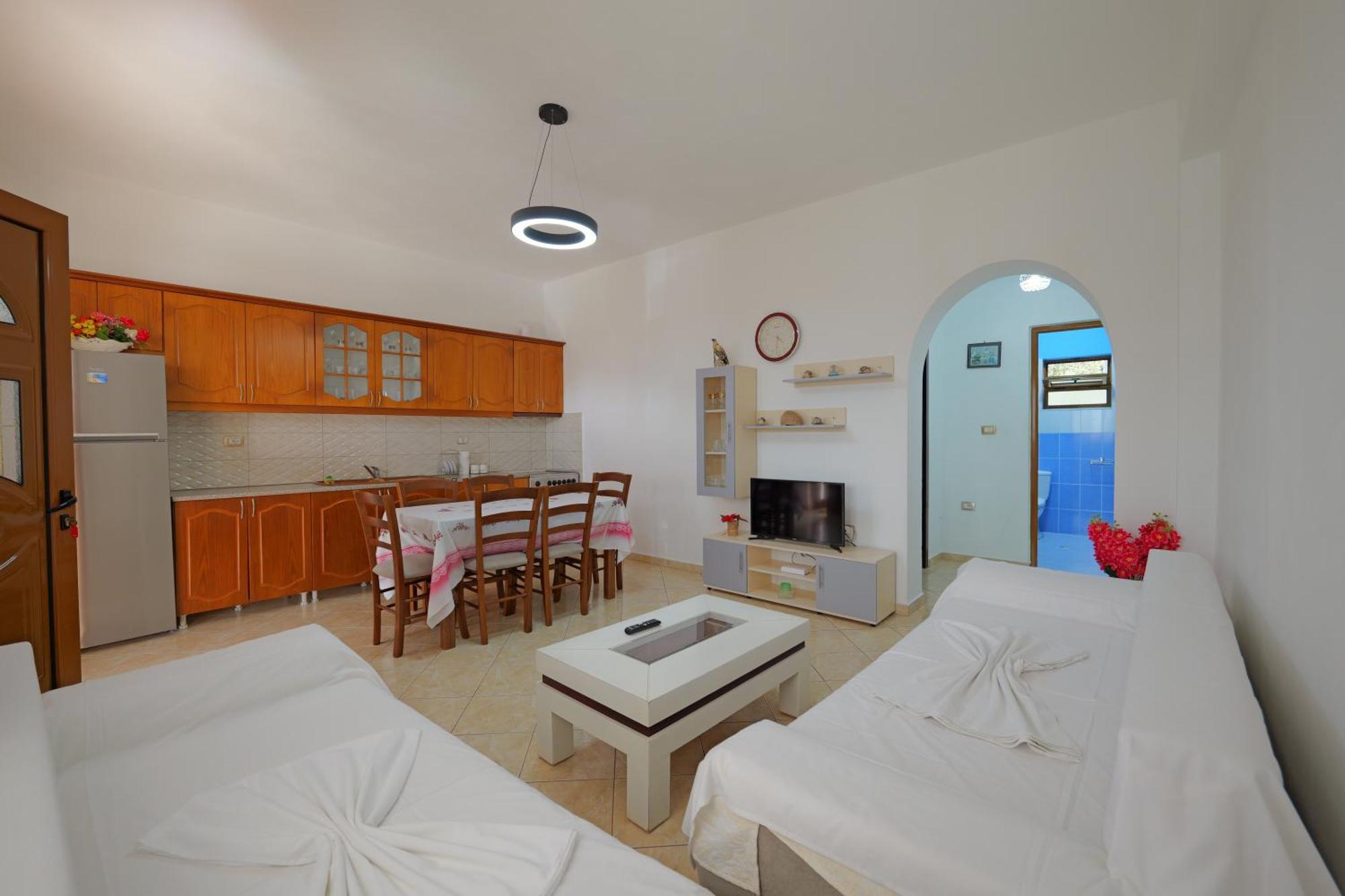 Brahimi Guest House クサミル エクステリア 写真