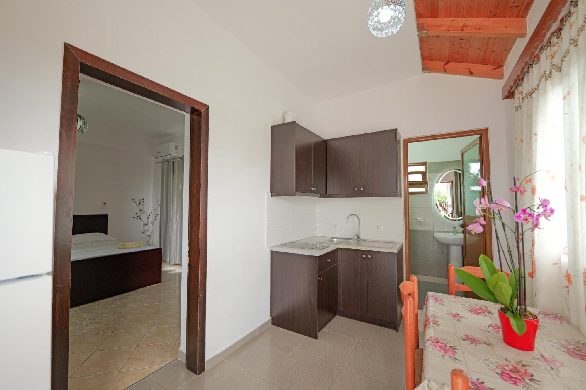 Brahimi Guest House クサミル エクステリア 写真