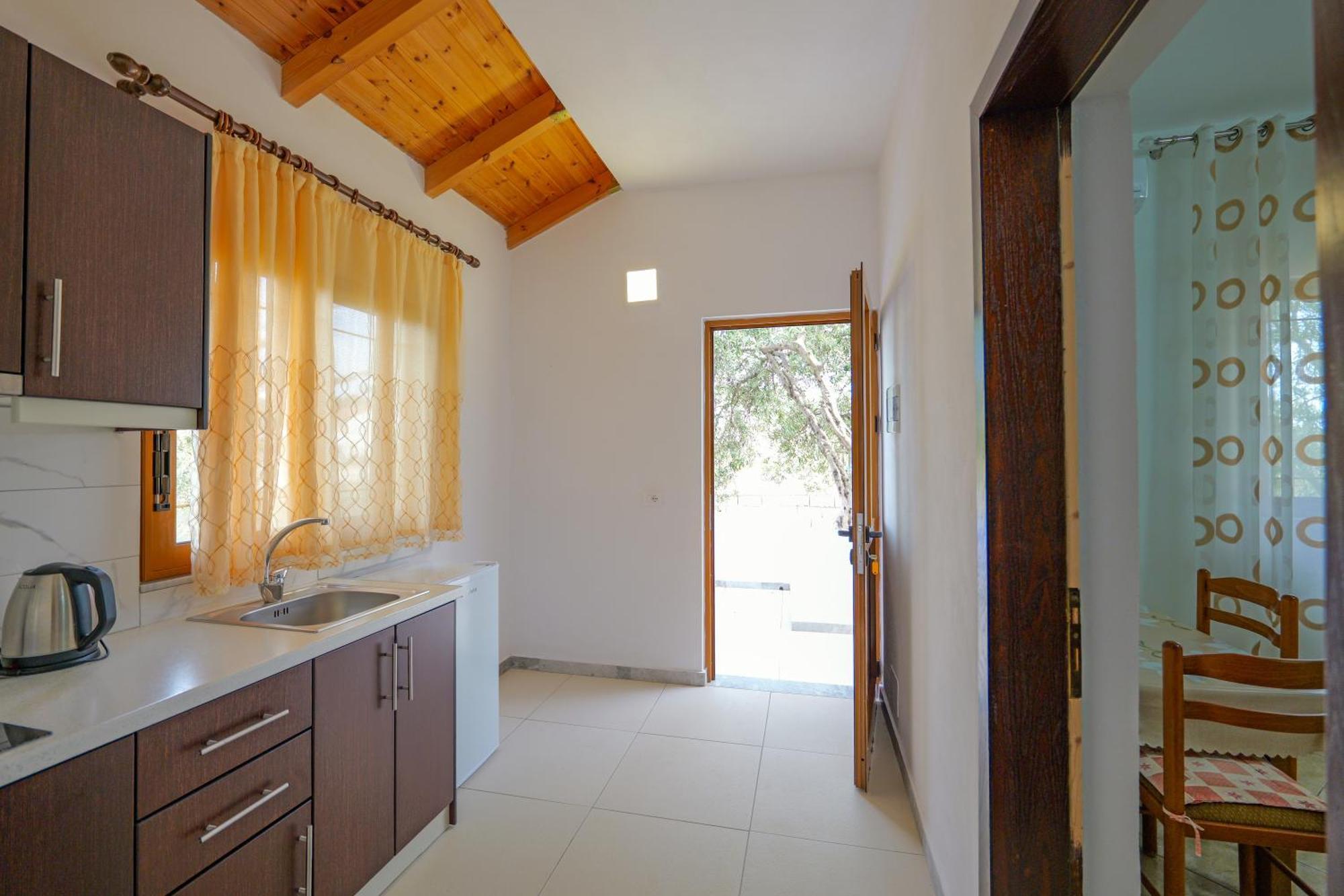 Brahimi Guest House クサミル エクステリア 写真