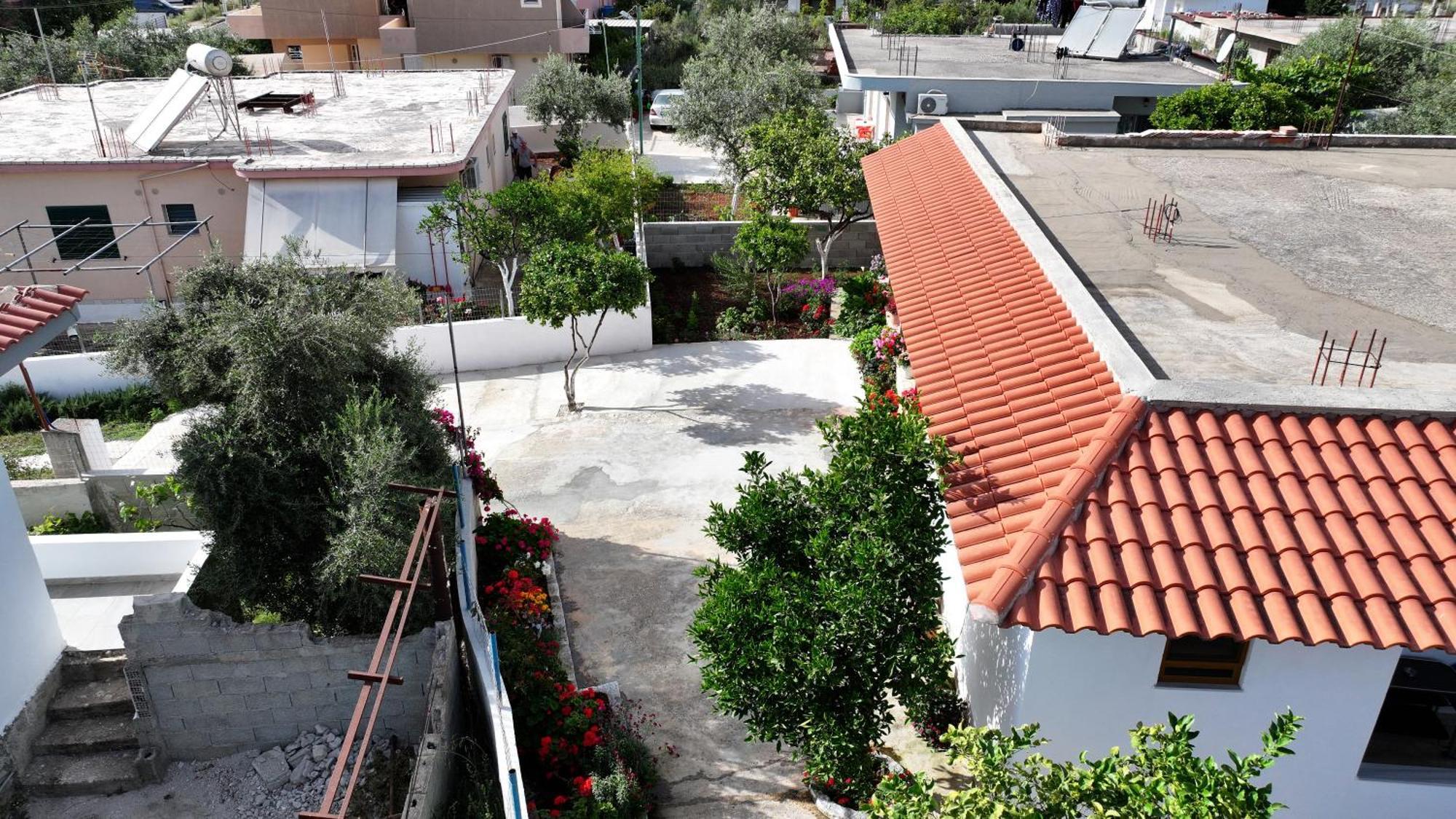 Brahimi Guest House クサミル エクステリア 写真